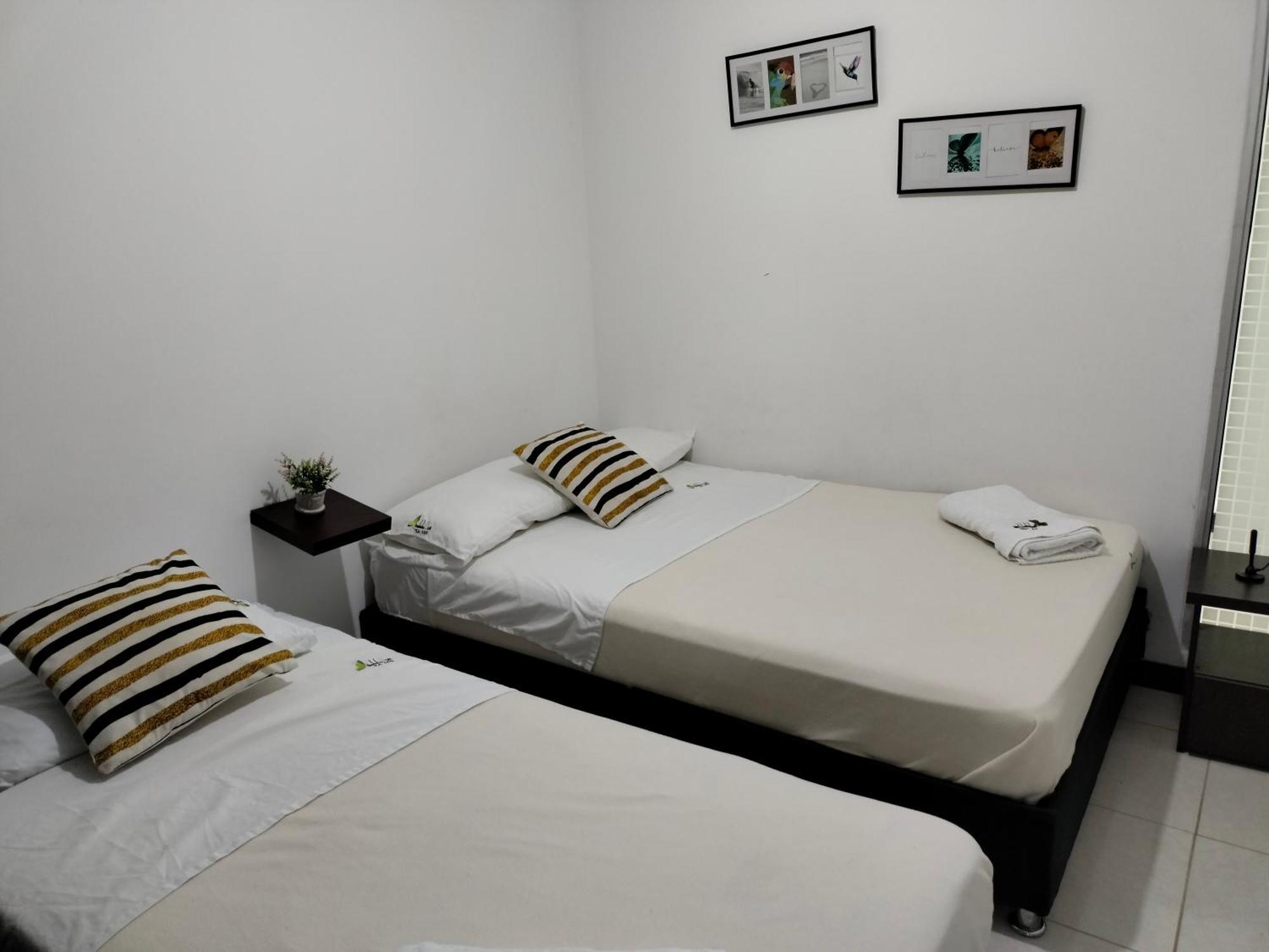 Apartamento Cerca Parque Del Cafe Con Piscina Монтенегро Екстериор снимка