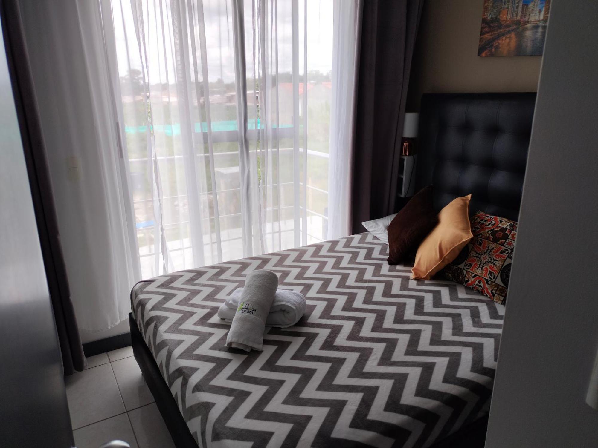 Apartamento Cerca Parque Del Cafe Con Piscina Монтенегро Екстериор снимка
