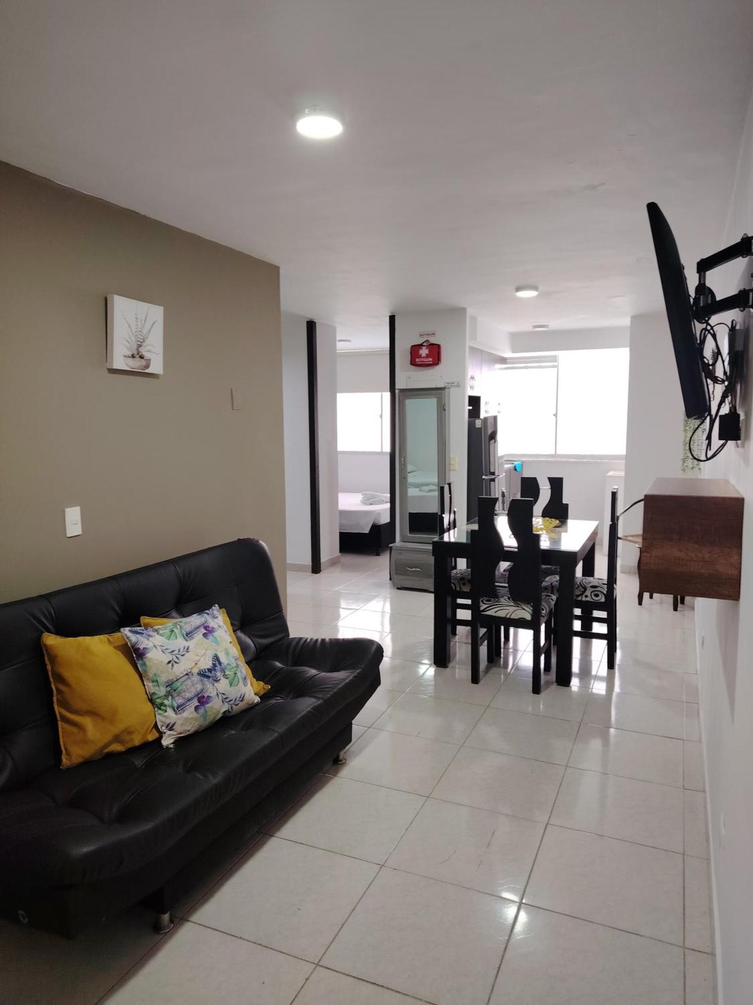 Apartamento Cerca Parque Del Cafe Con Piscina Монтенегро Екстериор снимка