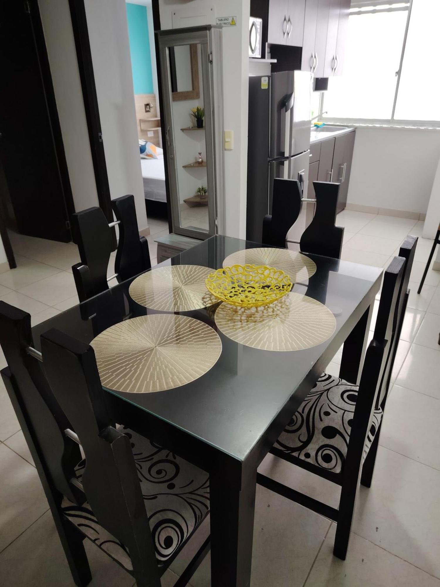 Apartamento Cerca Parque Del Cafe Con Piscina Монтенегро Екстериор снимка